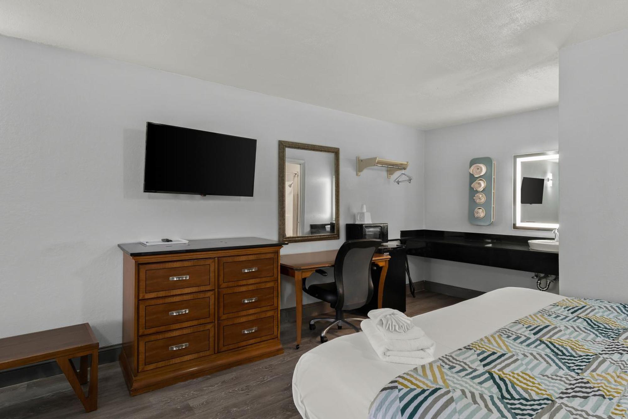 Americas Best Value Inn Bangor Extérieur photo