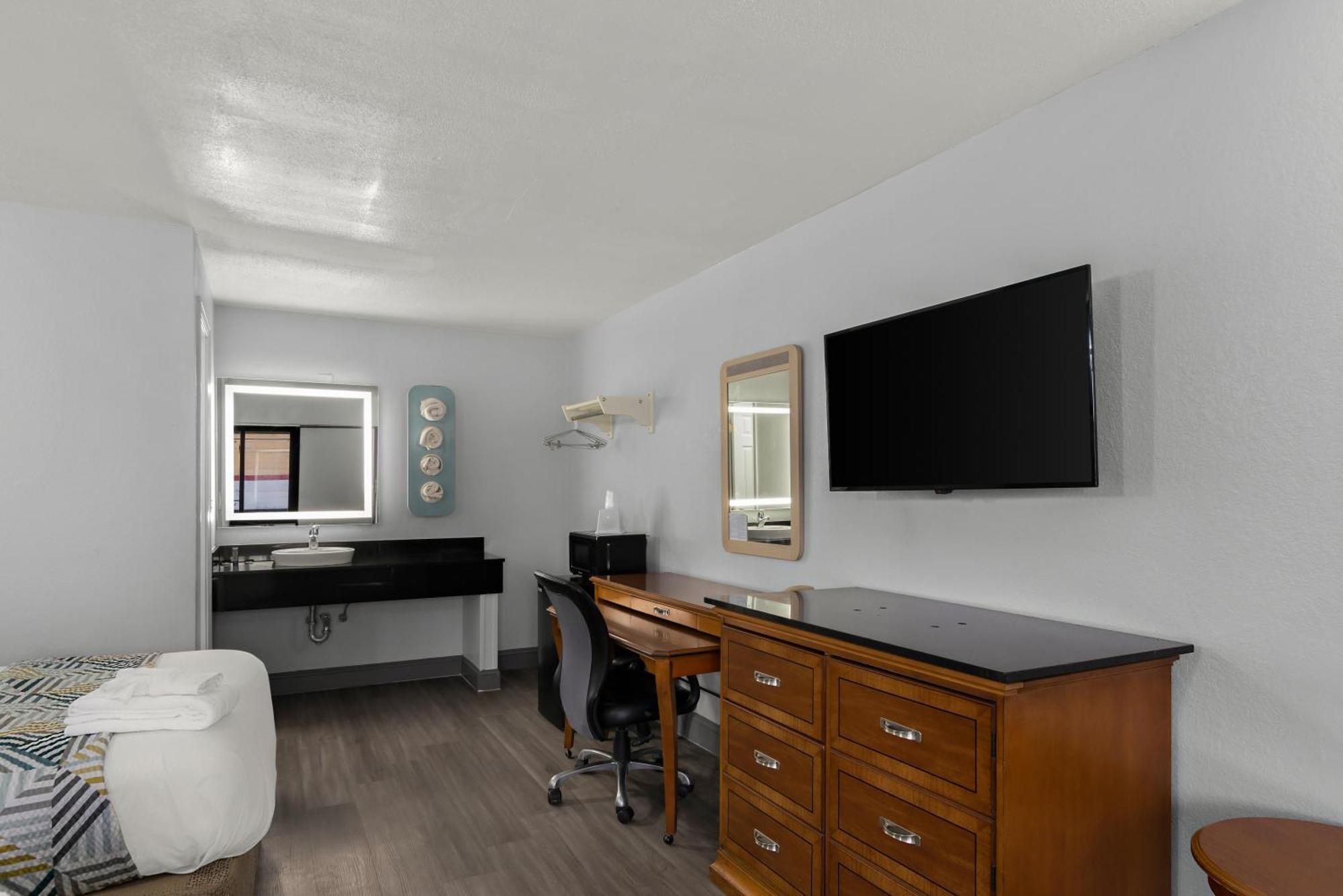 Americas Best Value Inn Bangor Extérieur photo