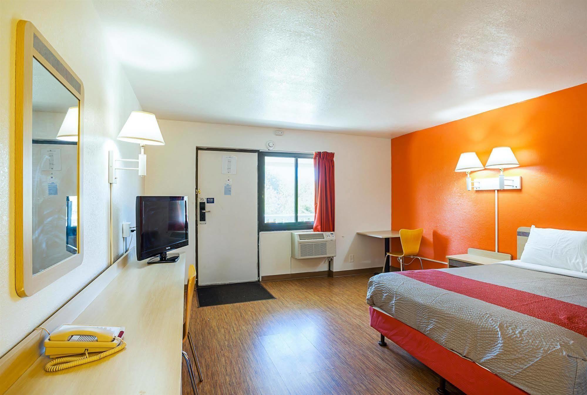 Americas Best Value Inn Bangor Extérieur photo
